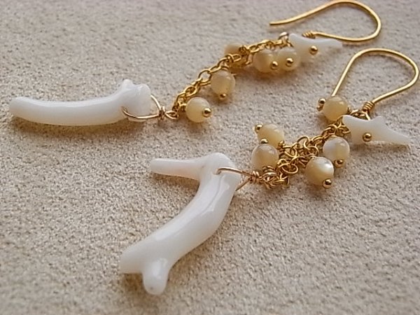 画像1: 珊瑚&MOP*ピアス（SOLD OUT）