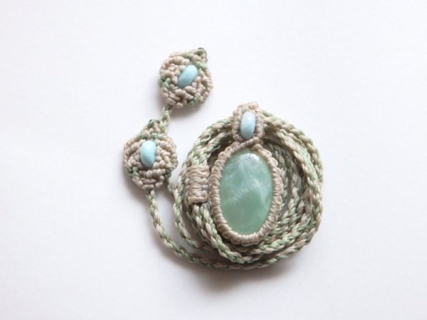 画像9: グリーンムーンストーン*マクラメペンダント