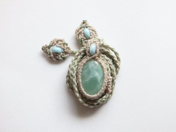 画像8: グリーンムーンストーン*マクラメペンダント