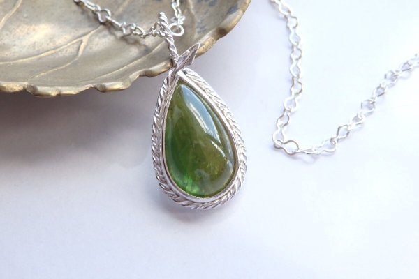 画像12: マリガーネットのペンダント（sold）