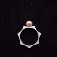 heptagram pearl ring
