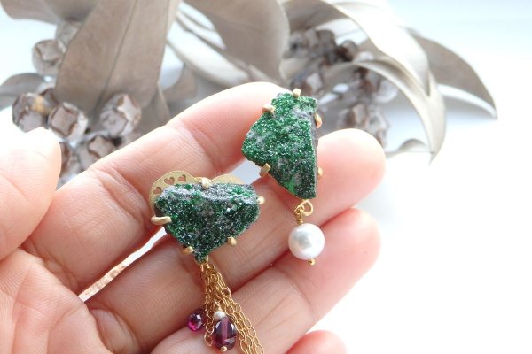 画像9: ウバロバイト＆ロードライトガーネット⋆ピンバッチ