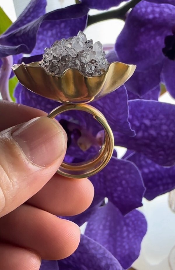 画像5: トゲトゲハートのクォーツ・ミニミニクラスターフラワーリング